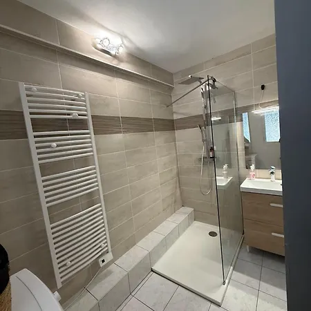 A 3 Min A Pied Du Centre Apartment *